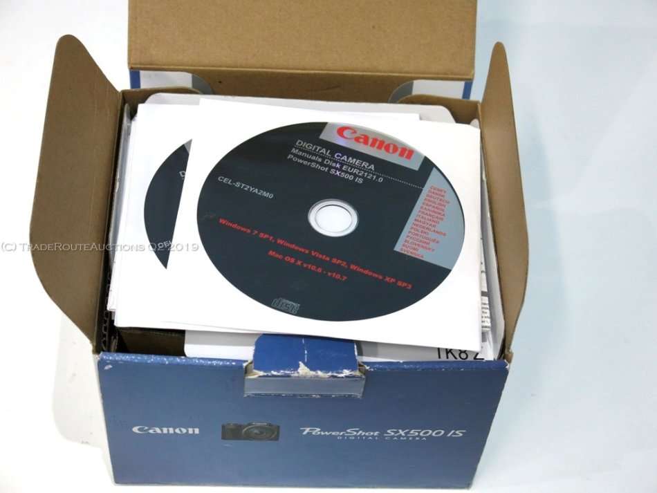 BOXED - Canon PowerShot SX500 IS 16.0 MP with 30x Wide-Angle Optical IS Zoom and 3.0-Inch LCD