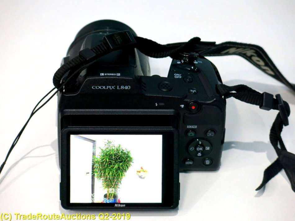 Nikon CoolPix L840 | 16 MP CMOS Digital Camera | 38x Zoom Lens Full HD | WiFi  | (Black)