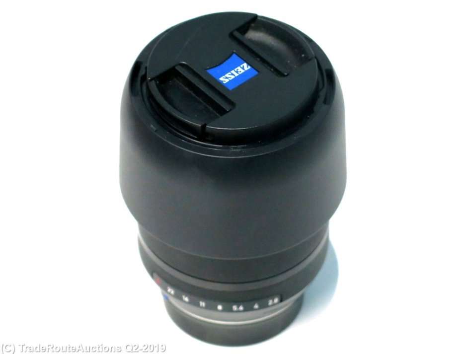 Zeiss Touit 50mm f/2.8 Makro Planar macro Lens for Fujifilm X Series Cameras