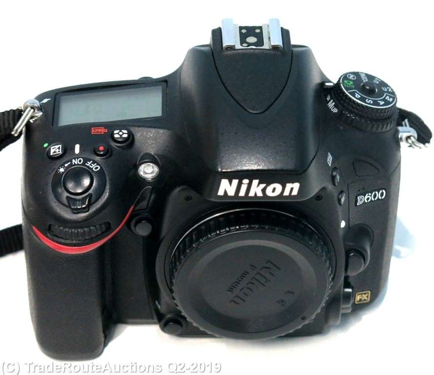 Nikon D600 BODY  - 24.3 MP FX - Full Frame Digital SLR Professional Camera Body