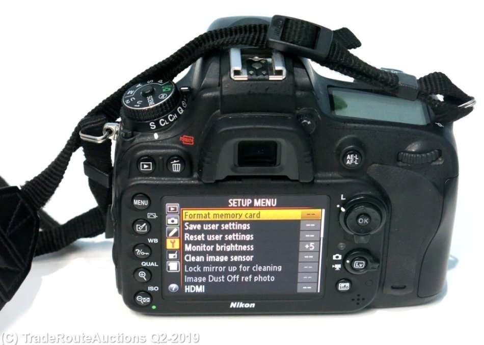 Nikon D600 BODY  - 24.3 MP FX - Full Frame Digital SLR Professional Camera Body