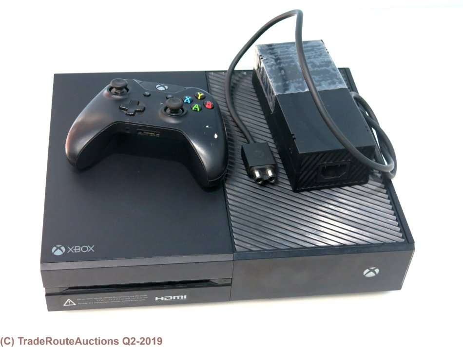 Microsoft Xbox One 500GB Model 1540 Gaming Console + 1 Controller