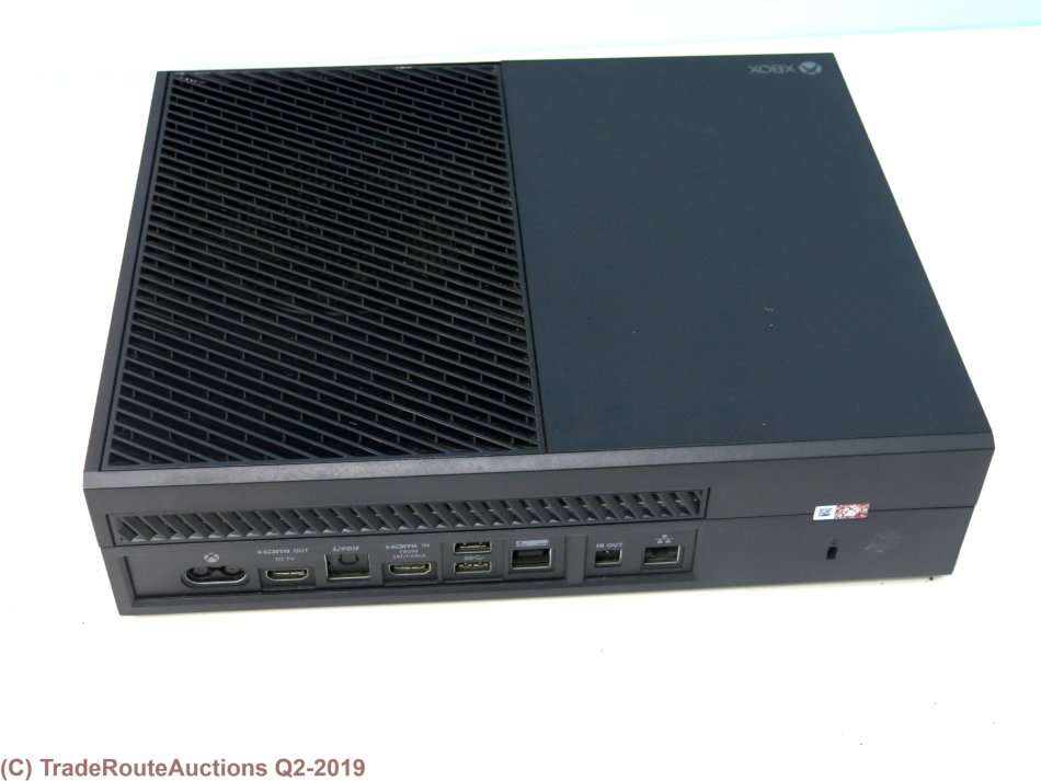 Microsoft Xbox One 500GB Model 1540 Gaming Console + 1 Controller