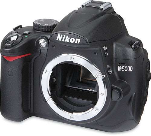 NIKON D5000 DIGITAL SLR CAMERA BODY ONLY WITH 2.7-inch Vari-angle LCD