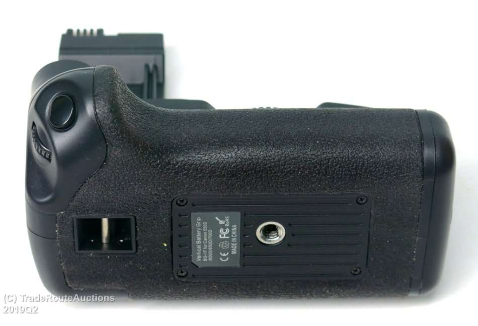 BG-1F Camera Battery Grip for Canon 550D/600D/650D/700D