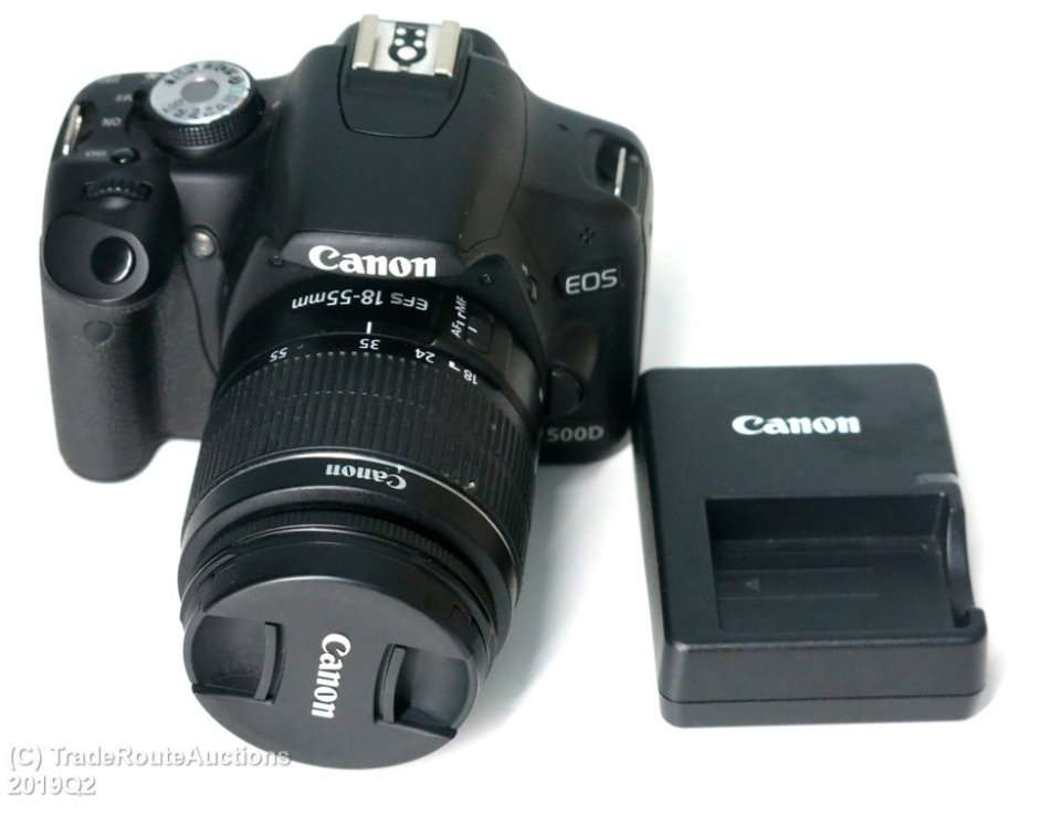 Canon EOS 500D Digital SLR camera 15.1 Megapixels FULL HD + Canon 18-55mm Lens KIT