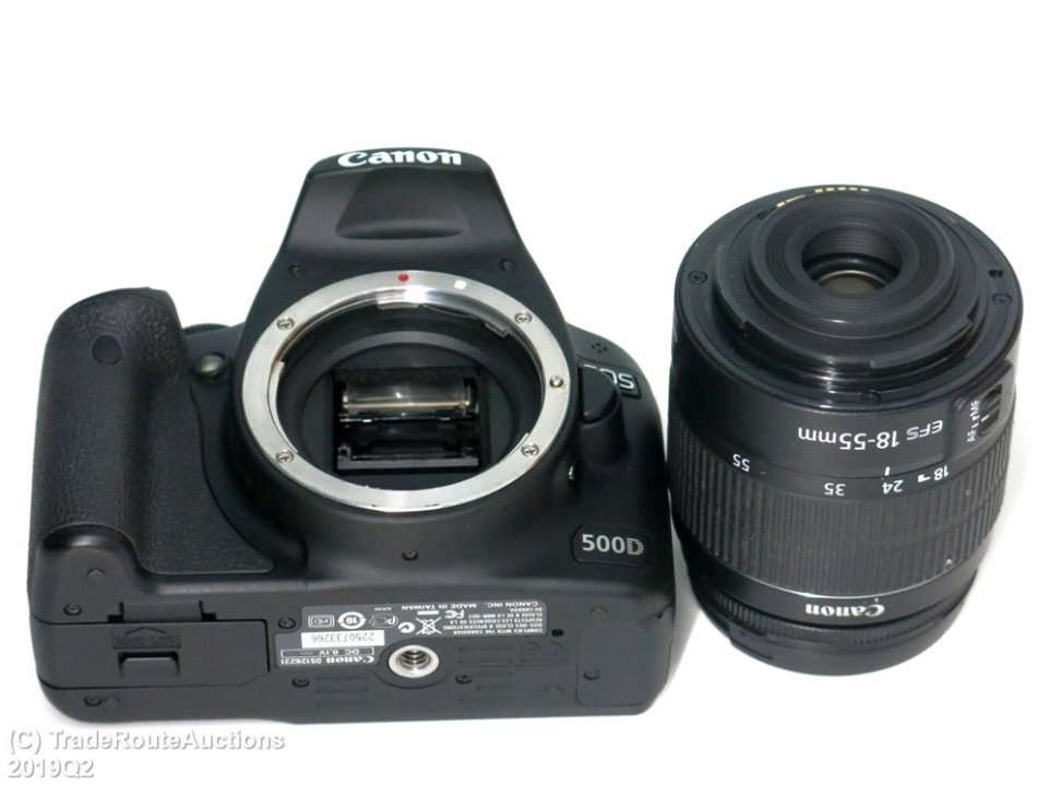 Canon EOS 500D Digital SLR camera 15.1 Megapixels FULL HD + Canon 18-55mm Lens KIT