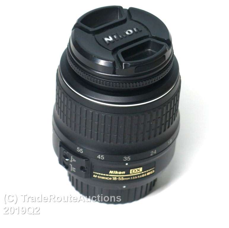 Nikon 18-55mm f/3.5-5.6G AF-S DX G ED Nikkor Lens