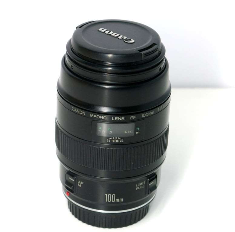 Canon 100mm EF f2.8 Macro Lens for Canon DSLR Cameras