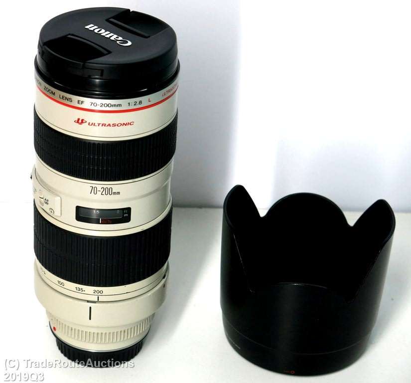 Canon EF 70-200mm f/2.8 L ULTRASONIC USM lens for Canon DSLR Cameras  - PRICE REDUCED