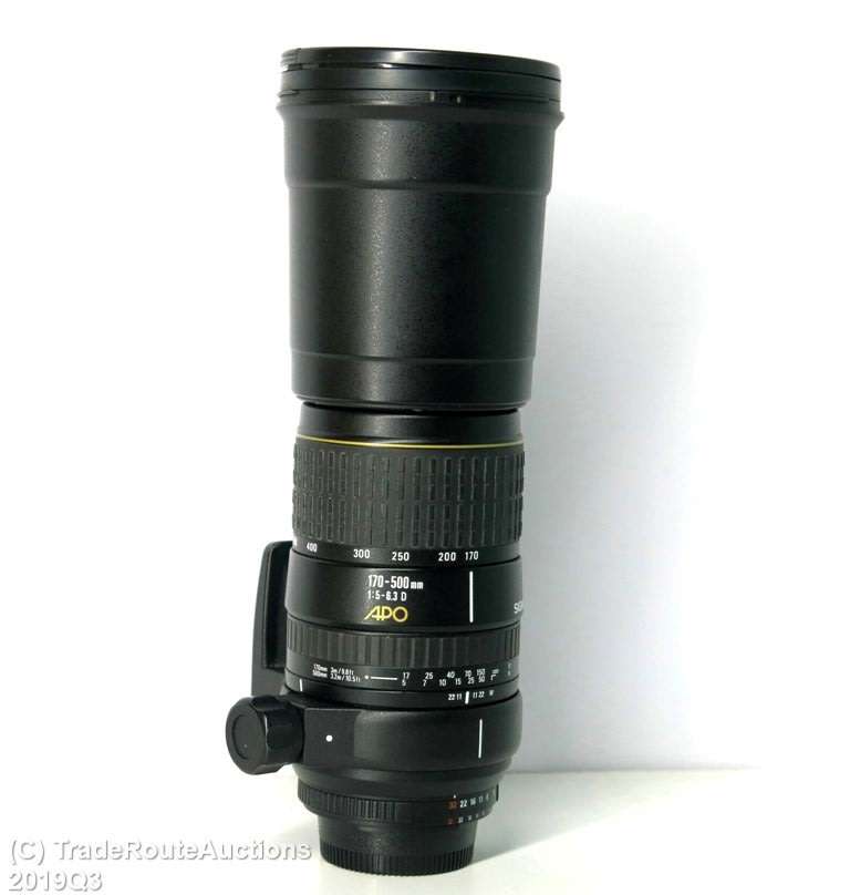 SIGMA 170-500mm F5-6.3 APO Aspherical Telephoto Zoom Lens for NIKON - HUGE LENS