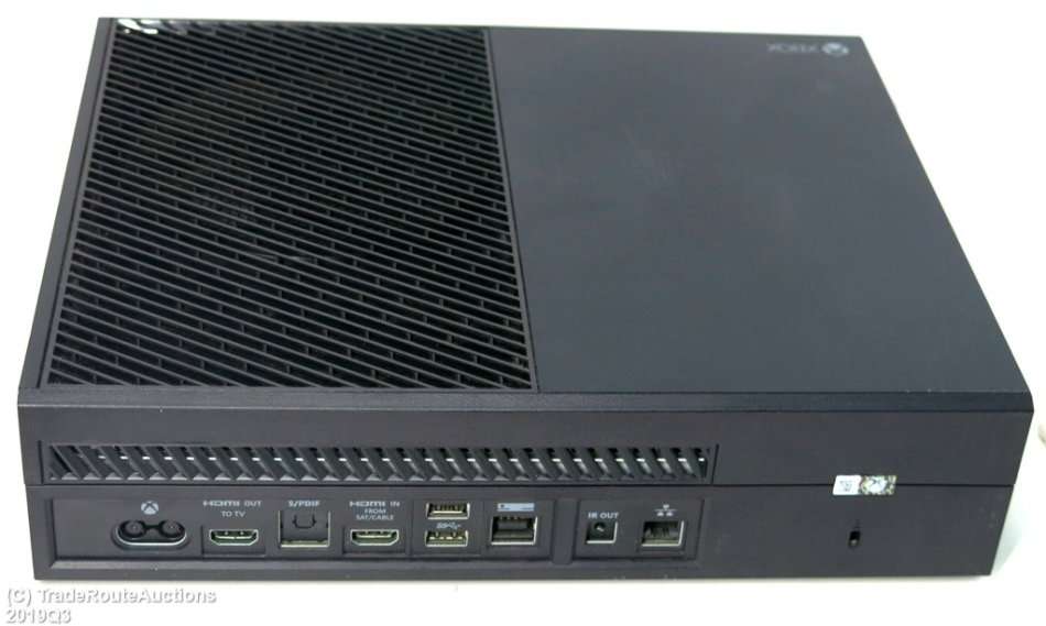 Microsoft Xbox One 1TB Model 1540 Gaming Console + 1 Controller