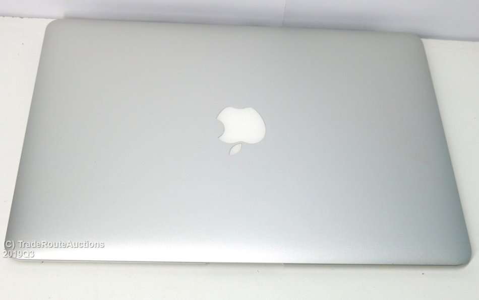 MacBook Air 13.3-inch | Core i5 1.8GHz | 8GB RAM | 128GB SSD MACBOOK AIR 13 INCH 2017 MODEL