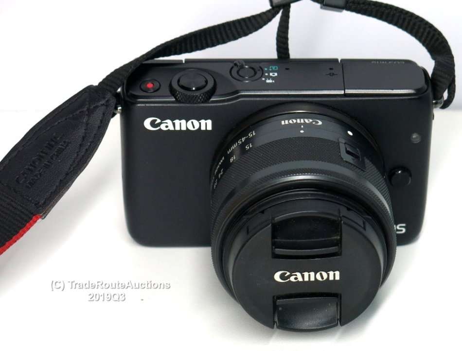 Canon EOS M10 Mirrorless Digital Camera with 15-45mm IS STM Lens