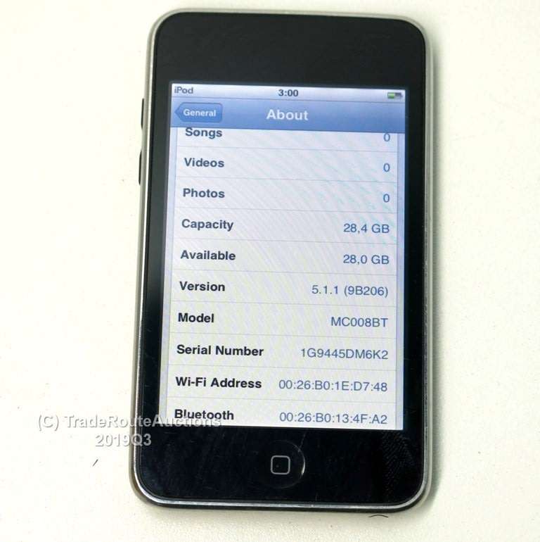 Apple iPod Touch 3rd Generation 32GB  | MC008BT - A1318