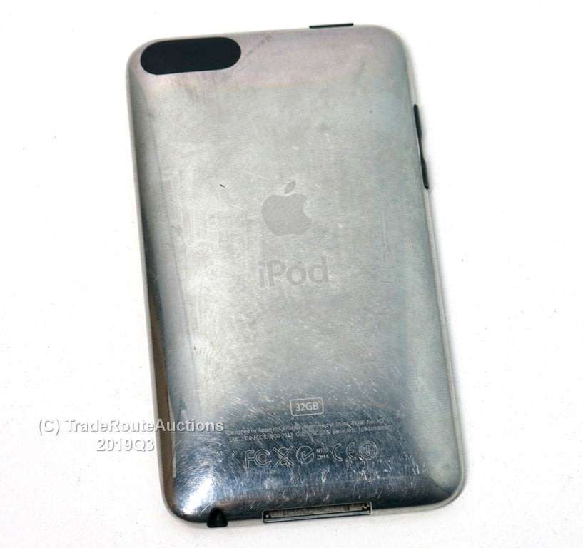 Apple iPod Touch 3rd Generation 32GB  | MC008BT - A1318