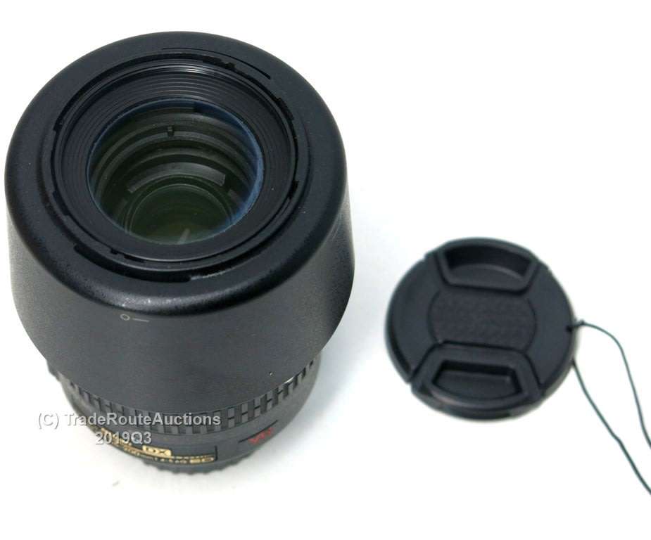 Nikon AF-S NIKKOR 55-200mm VR [ VIBRATION REDUCTION ] LENS