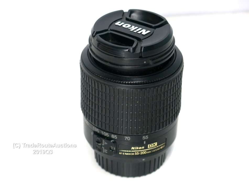 Nikon 55-200mm DX Lens for NIKON DSLR Cameras