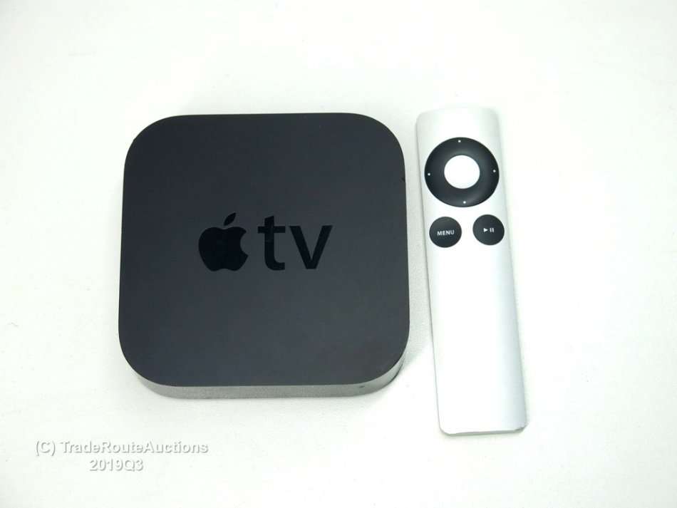 APPLE TV - A1469 - MD199SO/A - 3RD Generation - comes with Power Cable & Remote