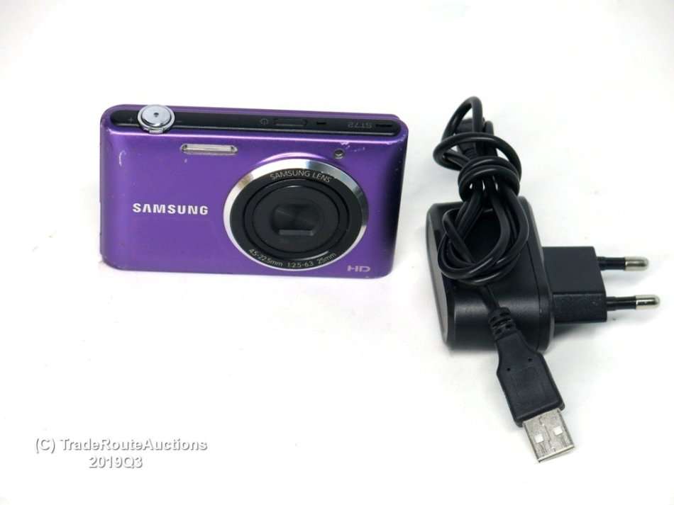 Samsung ST72 16.2MP 3-inch TFT LCD Display Digital Camera