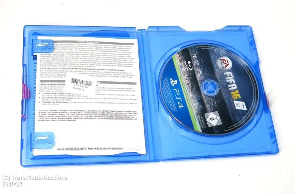 FIFA 16 - PlayStation 4 - (PS4 Game)