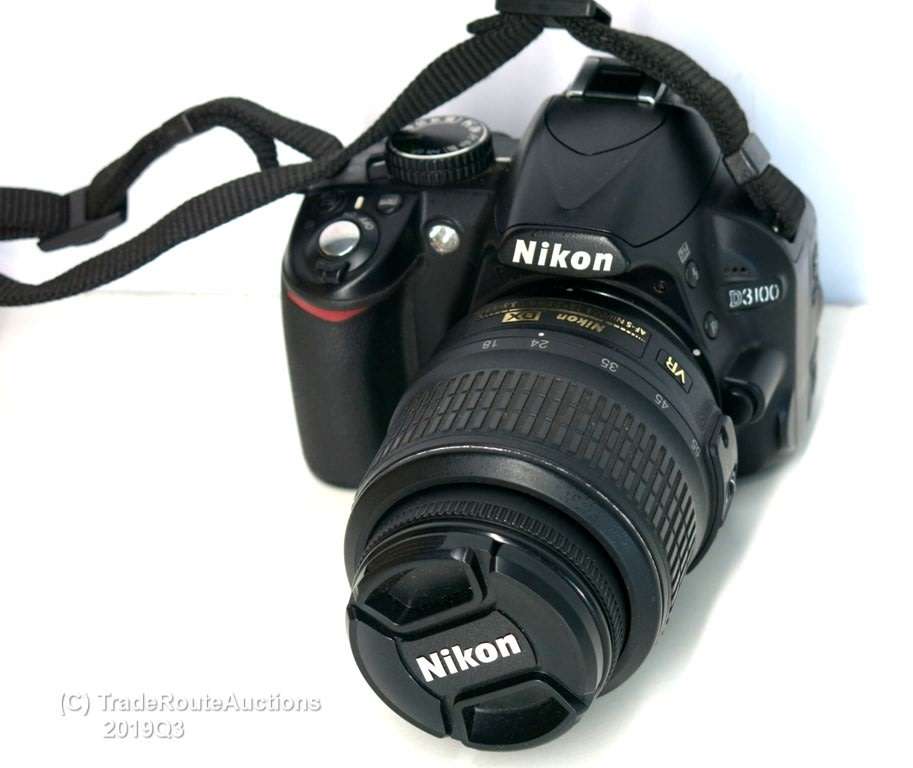 NIKON D3100 DSLR CAMERA 14.2 megapixels +  18-55mm MM PROFESSIONAL DSLR LENS KIT