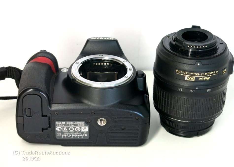 NIKON D3100 DSLR CAMERA 14.2 megapixels +  18-55mm MM PROFESSIONAL DSLR LENS KIT