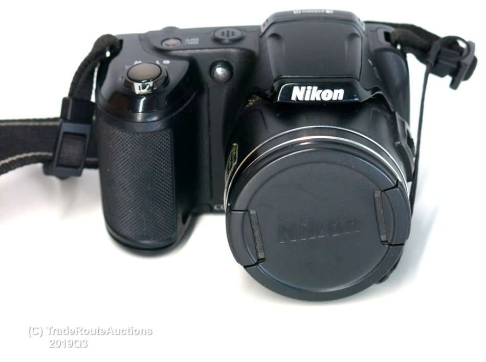 NIKON COOLPIX L810 16.1 Megapixels HDMI 26 X ZOOM Digital Camera