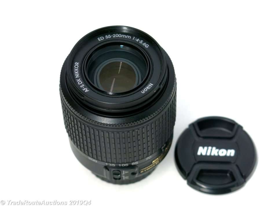 Nikon 55-200mm DX Lens for NIKON DSLR Cameras