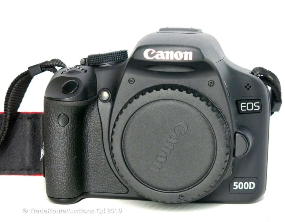 Canon EOS 500D Digital SLR camera 15.1 Megapixels FULL HD Body ONLY