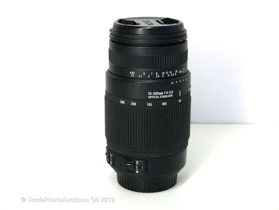 SIGMA DG OPTICAL STABILIZER 70-300mm Telephoto Zoom Lens for CANON DIGITAL SLR CAMERAS