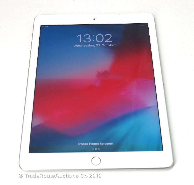 iPad 5th Gen 2017 | MP1L2HC/A | WiFi + Cellular | 32GB | Silver | A1823 | RETINA