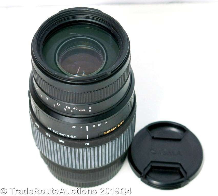 SIGMA DG 70-300mm Telephoto Zoom Lens for Canon DSLR Cameras