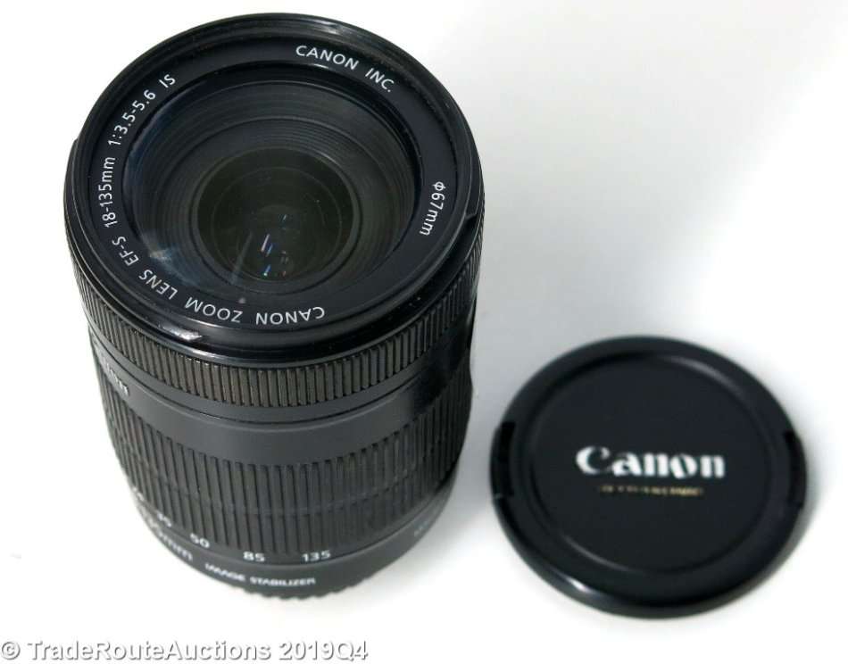 Canon EFS 18-135MM F/3.5-5.6 IMAGE STABILIZER LENS