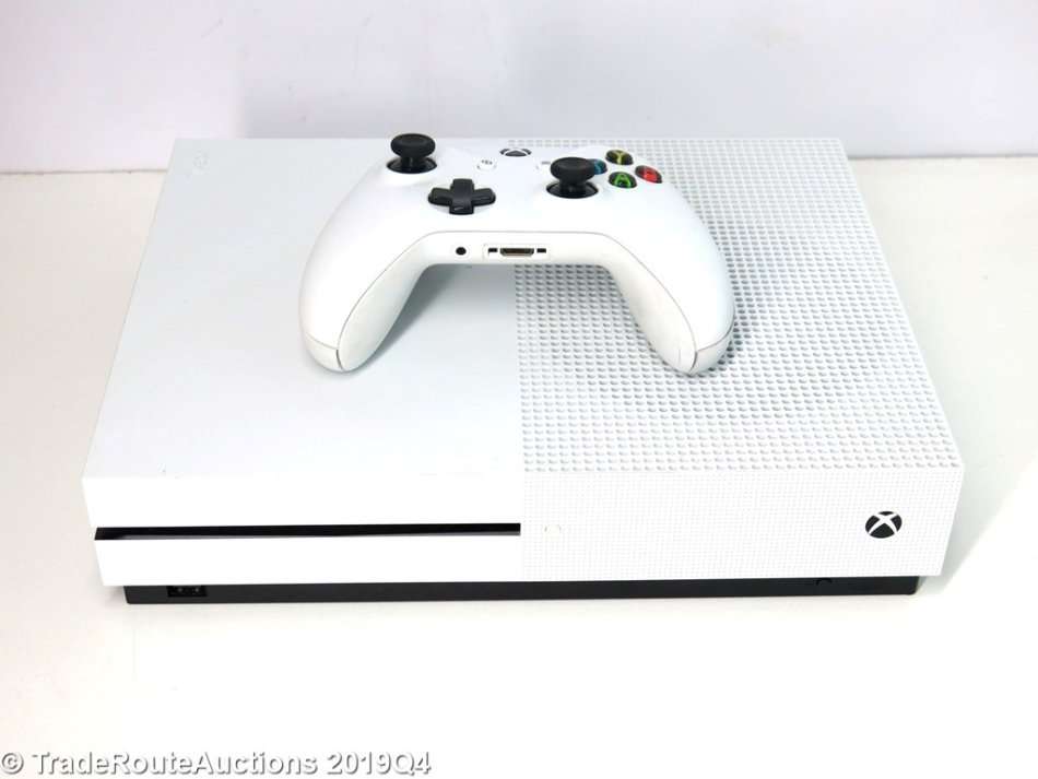 BOXED - Microsoft Xbox One S 1TB Console (WHITE) Model 1681 + 1 Controller