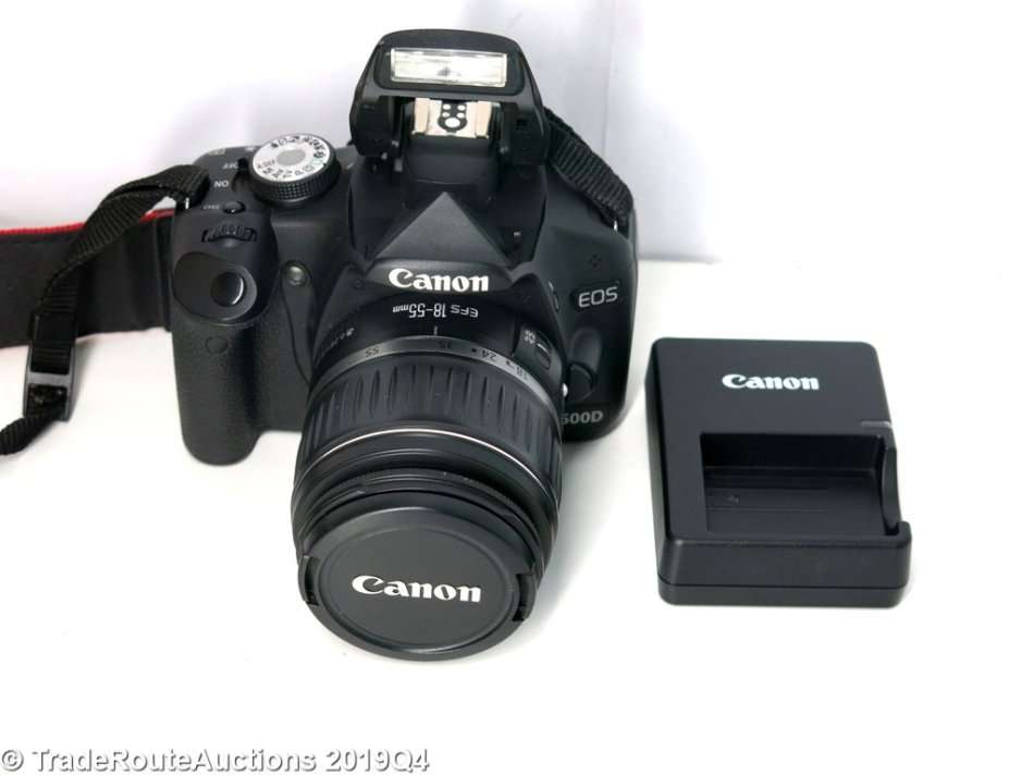 Canon EOS 500D Digital SLR camera 15.1 Megapixels FULL HD + Canon 18-55mm Lens KIT