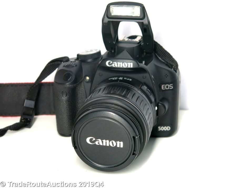 Canon EOS 500D Digital SLR camera 15.1 Megapixels FULL HD + Canon 18-55mm Lens KIT