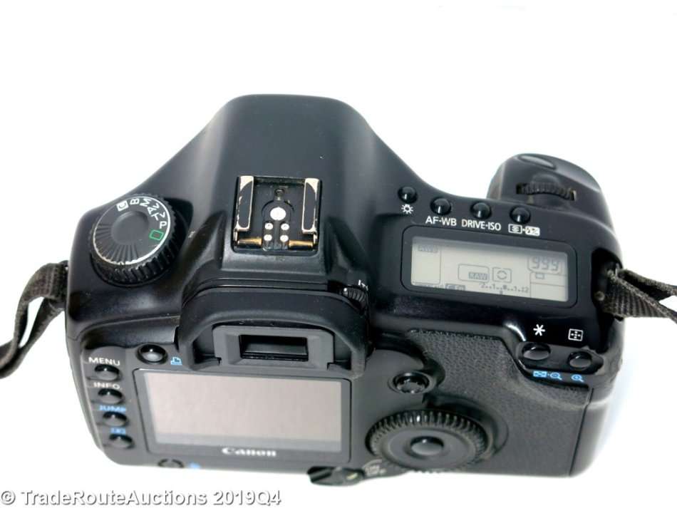 Canon EOS 5D DSLR camera BODY ONLY (MARK 1)