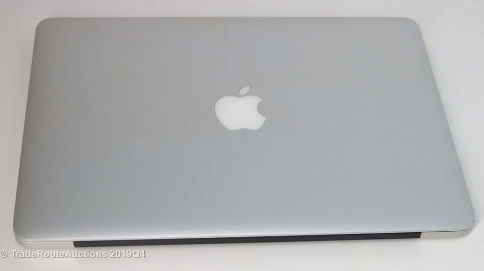 MacBook Pro 13.3-inch Mid 2014  | Core i5 2.6GHz | 8GB RAM | 128GB SSD  ** RETINA DISPLAY **