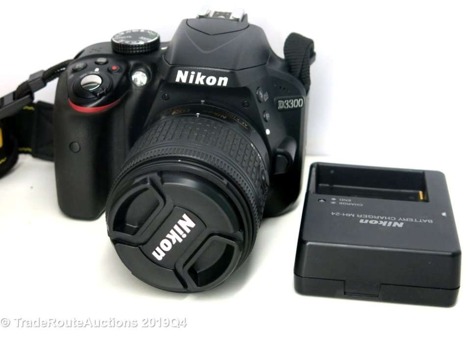 Nikon D3300 24.2 MP CMOS Digital SLR with AF-S DX NIKKOR 18-55mm f/3.5-5.6G DX Zoom Lens (Black)