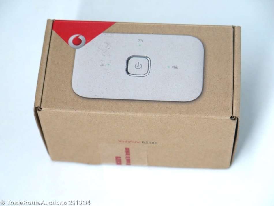 Vodafone Mobile Wi-Fi R218h 4G LTE Wireless Hotspot Modem [USES SIM CARD] WORKS ON ALL NETWORKS