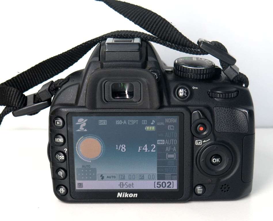 NIKON D3100 DSLR CAMERA 14.2 megapixels with Nikon 18-55mm PROFESSIONAL DSLR LENS KIT