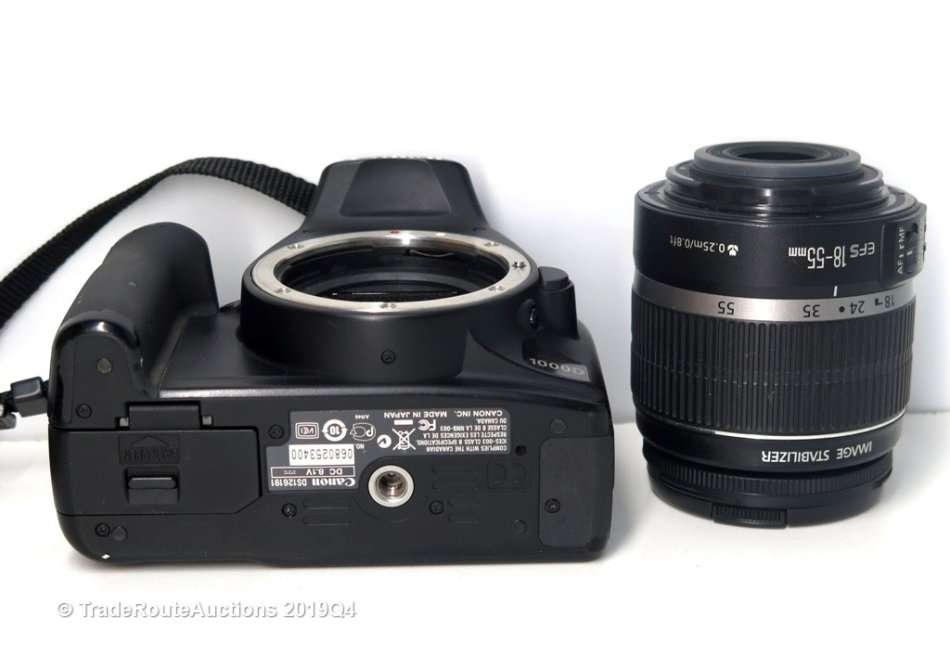 Canon EOS 1000D Digital SLR camera plus Canon 18-55mm Lens Professional KIT