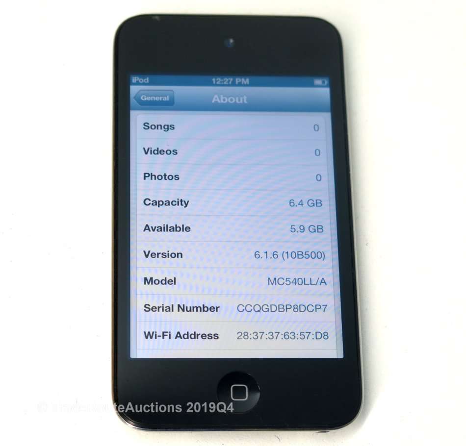 Apple iPod Touch 4th Generation Black | 8GB Retina Display | MC540LL/A | A1367