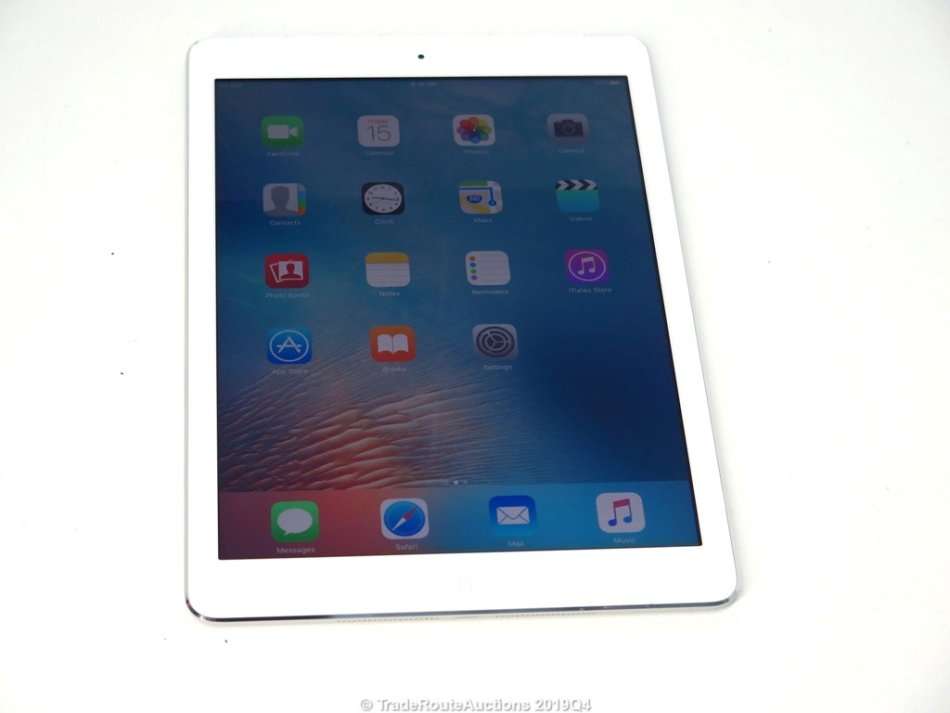 IPAD AIR | 32GB | 4G CELLULAR & WiFi | SILVER | GENUINE APPLE | MD795HC/A ***  RETINA DISPLAY  ***