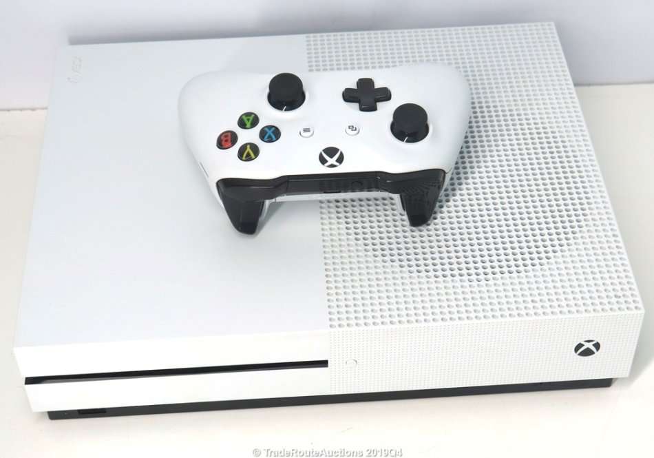 Microsoft Xbox One S 1TB Console (WHITE) Model 1681 + 1 Controller