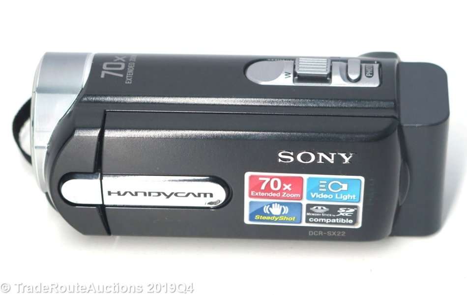 Sony DCR-SX22 Digital Video Recorder Handycam Camcorder - 70X ZOOM