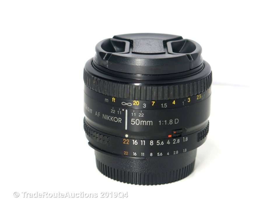 Nikon AF Nikkor 50mm f/1.8D Lens for NIKON Cameras