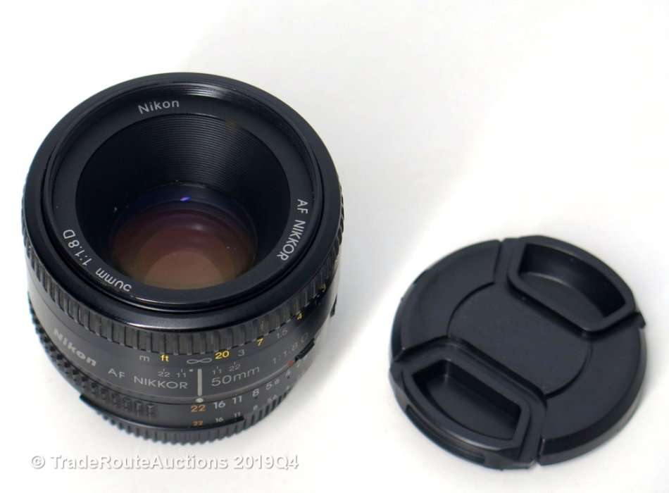 Nikon AF Nikkor 50mm f/1.8D Lens for NIKON Cameras