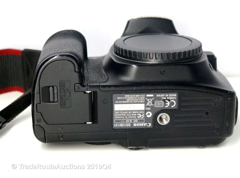Canon EOS 30D Digital SLR CAMERA BODY ONLY